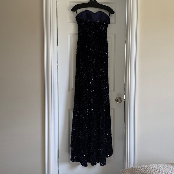 Absolutely Stunning Navy Strapless Sequined Long Gown - Picture 6 of 6